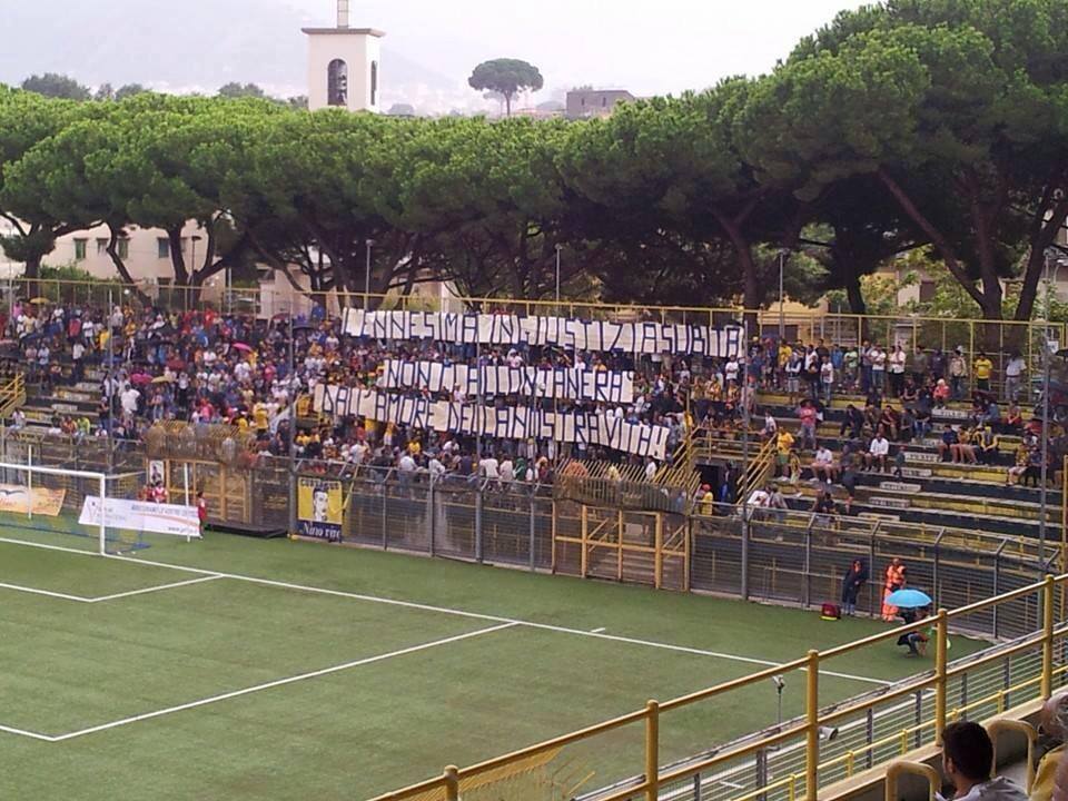 JUVE STABIA: cori offensivi verso il Presidente Federale, Ammenda per le vespe