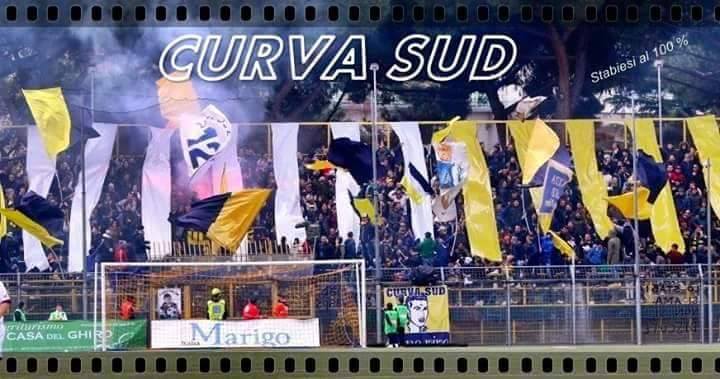 Juve Stabia, la Curva Sud: “Domenica allo stadio solo con i nostri colori. Portate…”