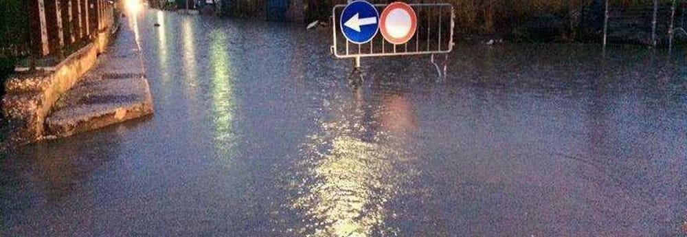 CASTELLAMMARE. Famiglia intrappolata in casa, salvata dai vigili del fuoco