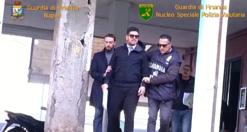 Da Castellammare l’informatico stabiese spacciava soldi falsi in tutta Europa