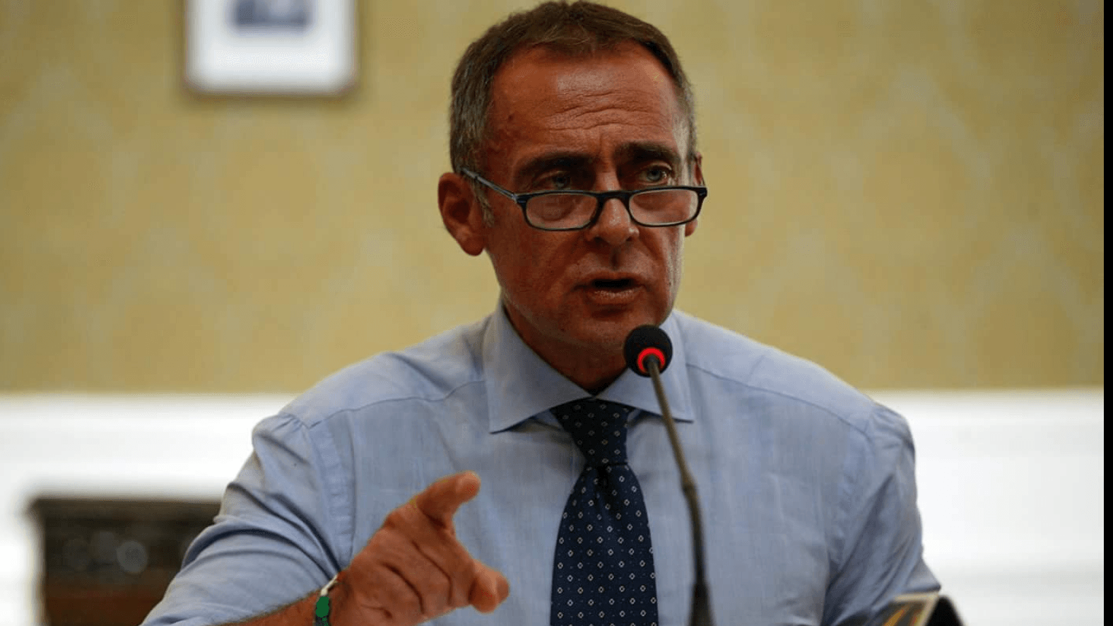 Castellammare, Bobbio condannato per corruzione si sfoga sui social: ”Innocente, sentenza ingiusta”