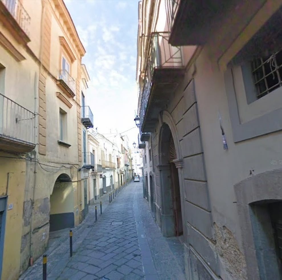 Sarno, incidente in via Fabbricatore. Ferito un giovane