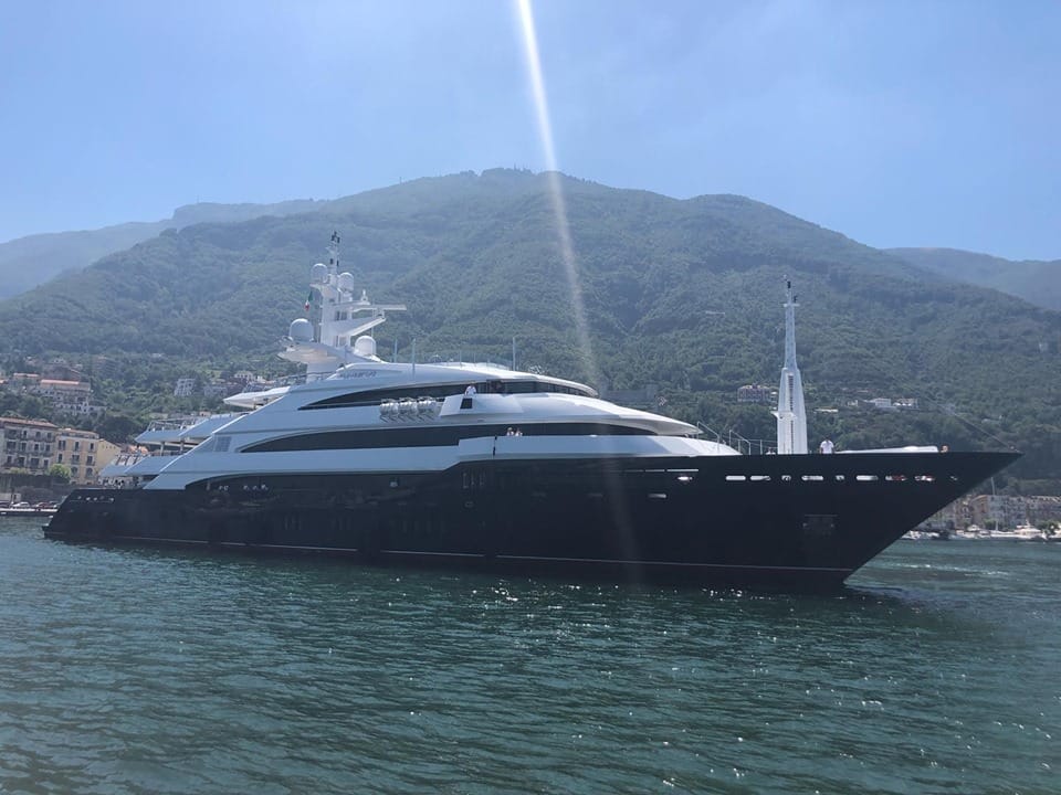 Amevi for billionaires: 80 metri di lusso allo Stabia Main Port