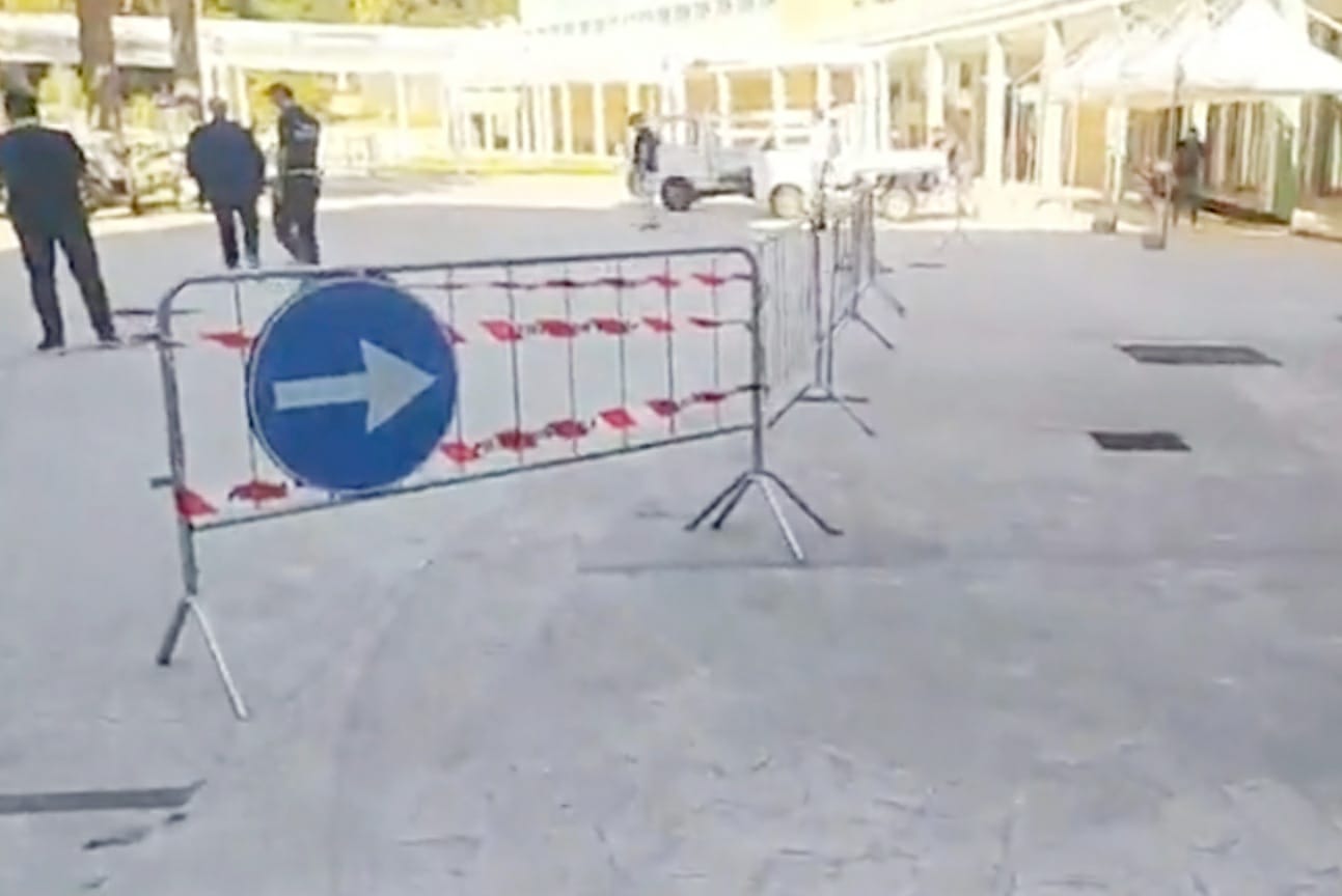 C. mare : le terme riaprono al traffico del Covid