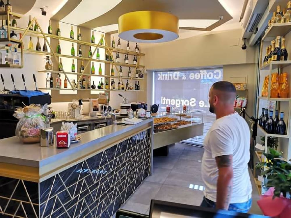Da domani 1° Giugno bar e ristoranti riprendono il servizio al banco e al tavolo anche all’interno