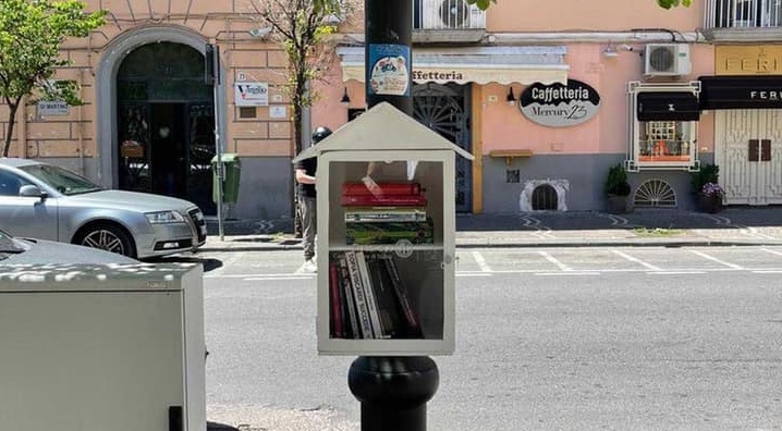 C.mare di Stabia: casette in strada per lo scambio dei libri. L’iniziativa del Rotaract Club