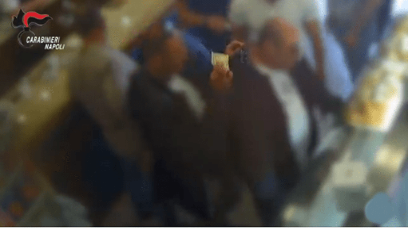C.mare di Stabia – Pizzo agli imprenditori e spaccio di droga: 16 arresti arresto