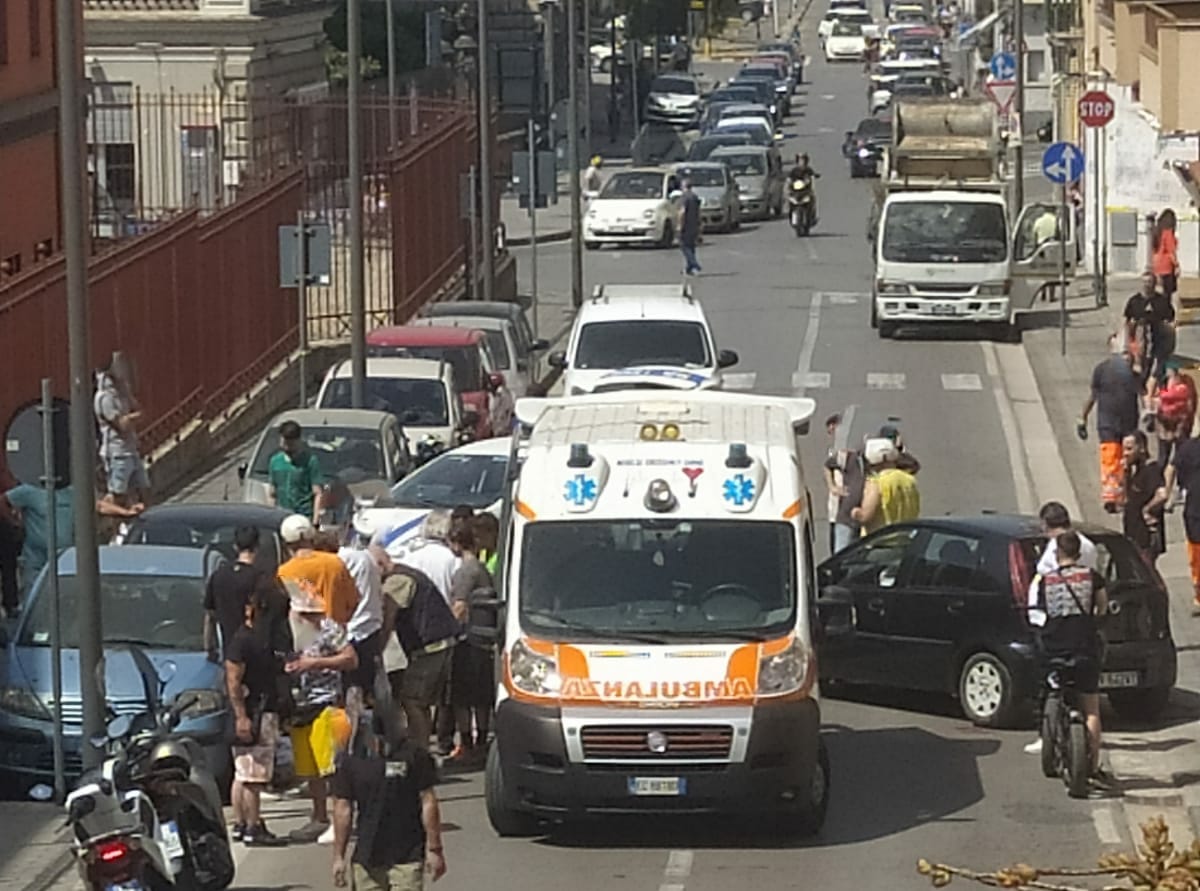 Sarno – incidente in Corso V. Emanuele. Ferito un giovane