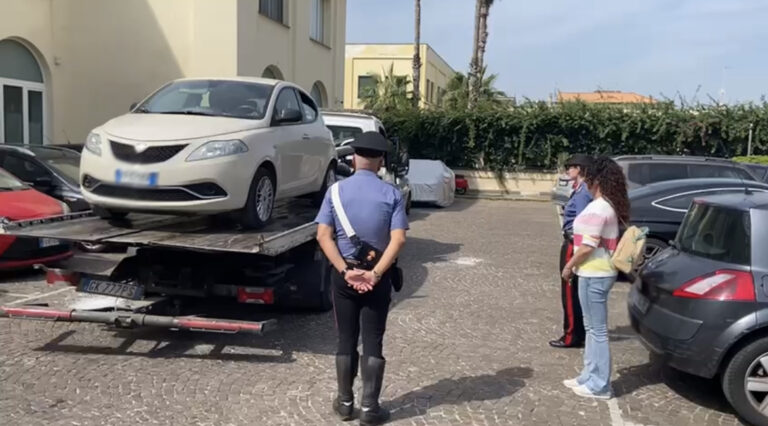 Castellammare di Stabia: carabinieri arrestato ladro d'auto dopo inseguimento