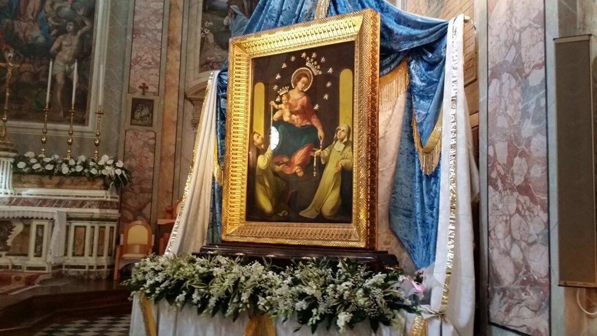 A Pompei torna la tradizionale discesa del Quadro della Madonna del Rosario