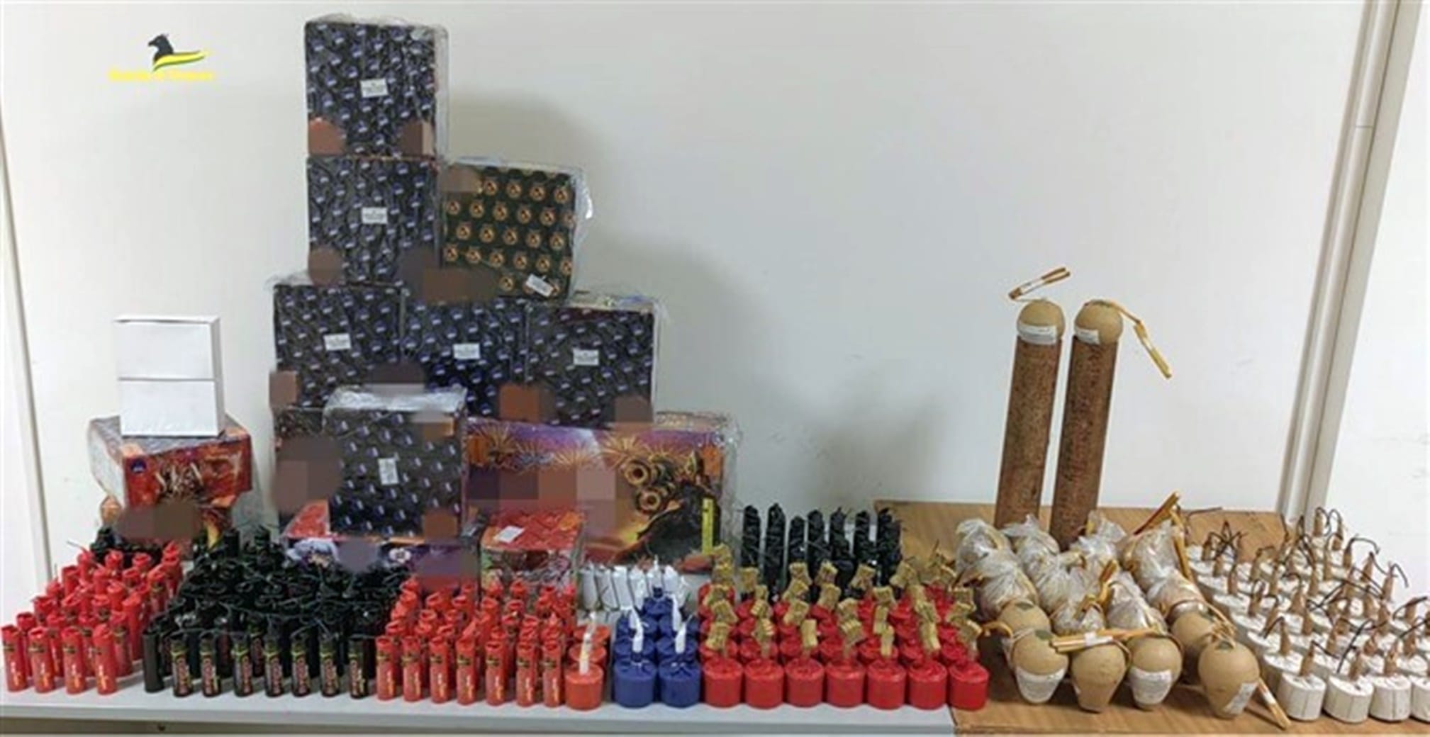Sequestrati a Sarno 60 kg di materiale esplosivo: due arresti Maxi sequestro di botti illegali a Sarno