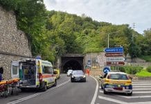Castellammare di Stabia, incidente sulla SS145: ferito motociclista Castellammare di Stabia, incidente sulla SS145: ferito un motociclista